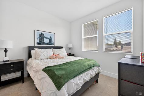 2215-2217 Versaro Drive Santa Rosa CA 95403