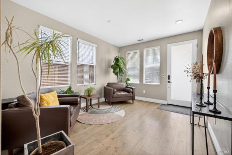 2215-2217 Versaro Drive Santa Rosa CA 95403