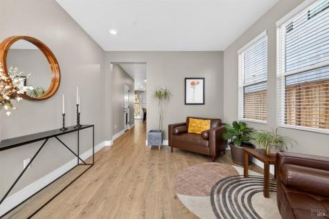 2215-2217 Versaro Drive Santa Rosa CA 95403
