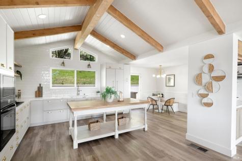 18986 Sweet William Court Sonoma CA 95476