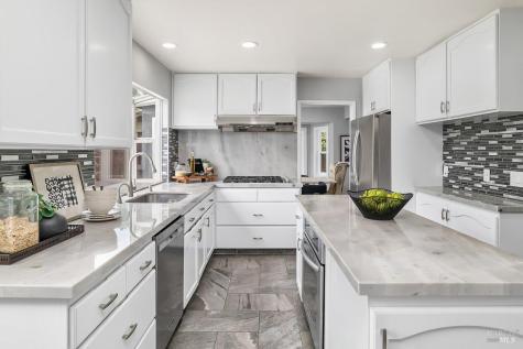2150 Feliz Drive Novato CA 94945