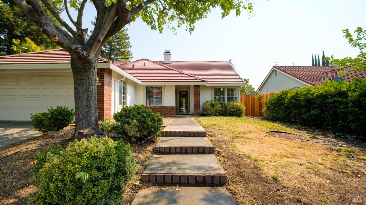 596 Rambleton Drive Vacaville CA 95688