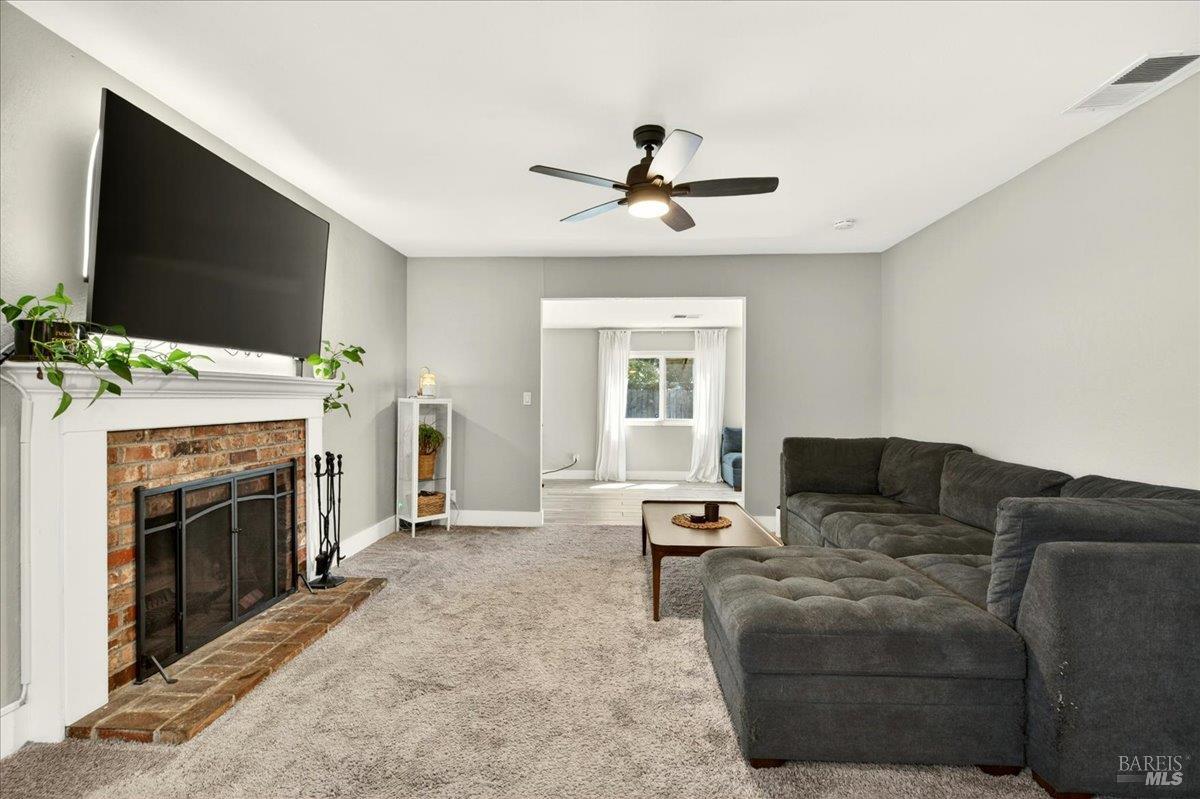 366 Trinity Drive Vacaville CA 95687