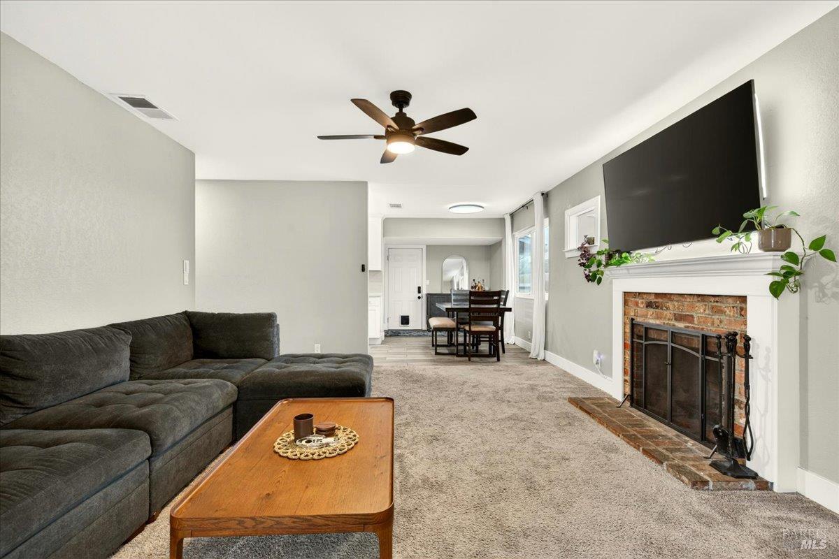 366 Trinity Drive Vacaville CA 95687