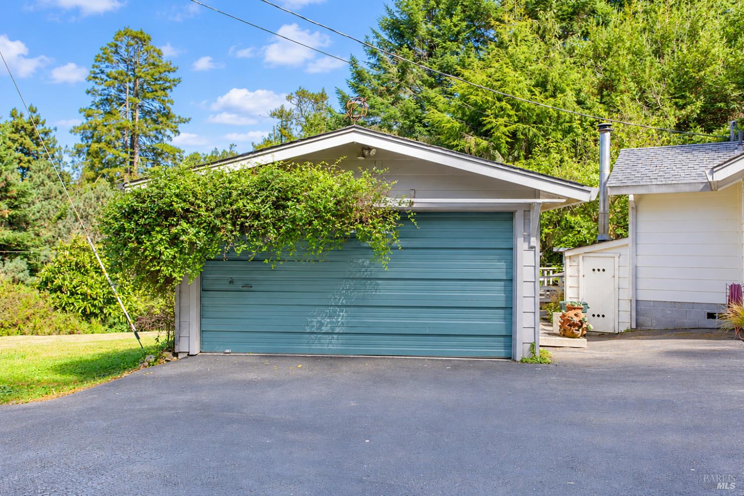 44111 Johnson Park Road Caspar CA 95420