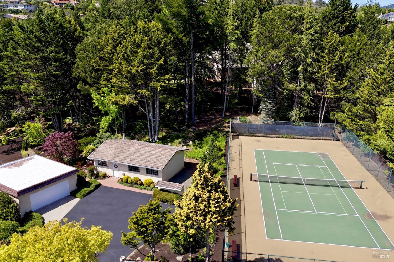 3975 Chanate Road Santa Rosa CA 95404