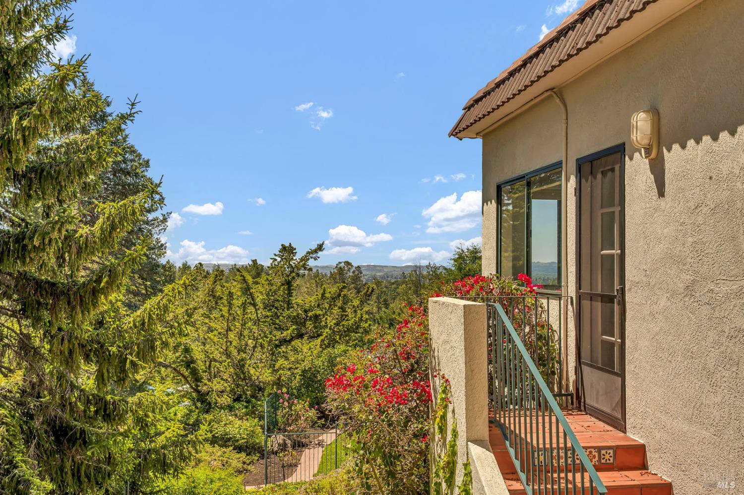 3975 Chanate Road Santa Rosa CA 95404
