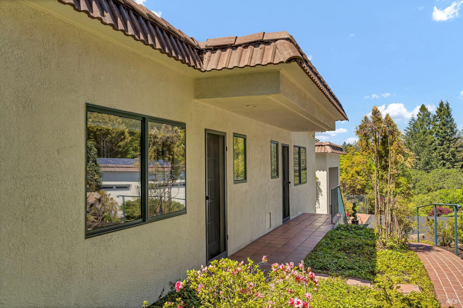 3975 Chanate Road Santa Rosa CA 95404