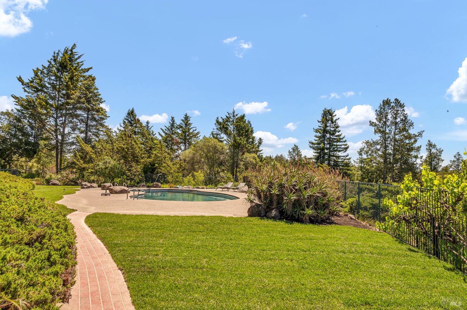 3975 Chanate Road Santa Rosa CA 95404