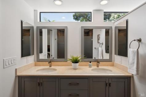 285 Country Club Drive Novato CA 94949