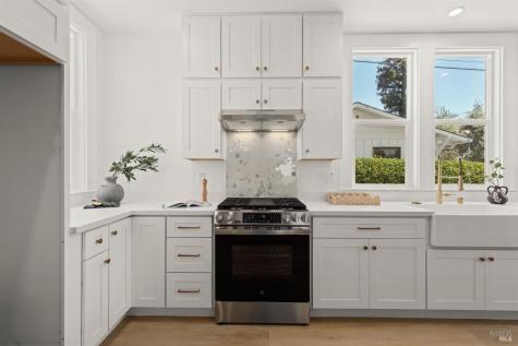 133-135 Sherman Street Healdsburg CA 95448