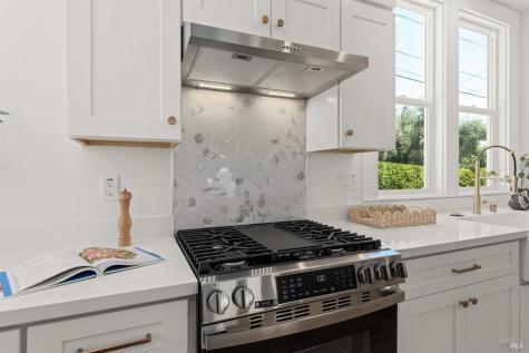 133-135 Sherman Street Healdsburg CA 95448