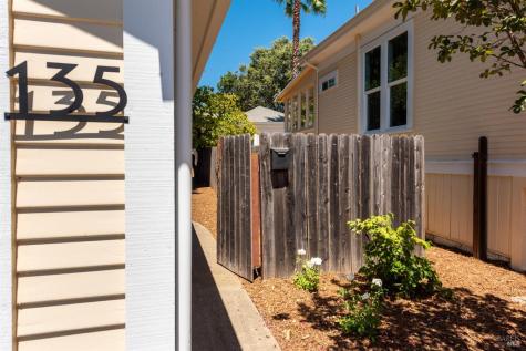 133-135 Sherman Street Healdsburg CA 95448