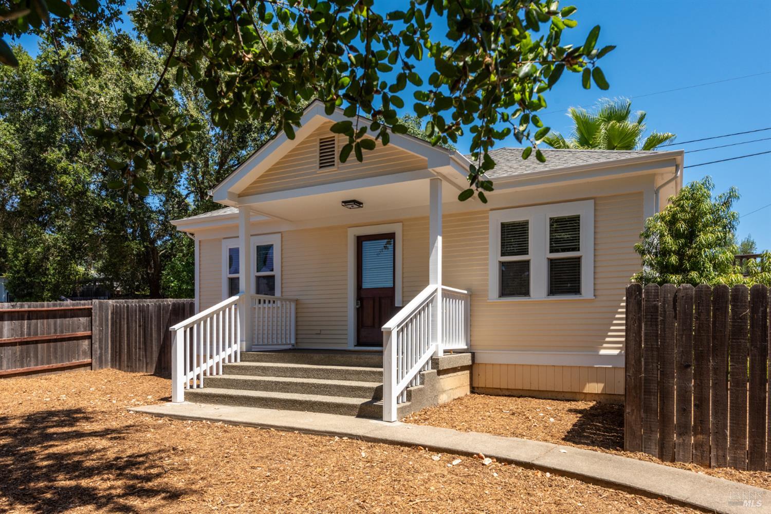 133-135 Sherman Street Healdsburg CA 95448