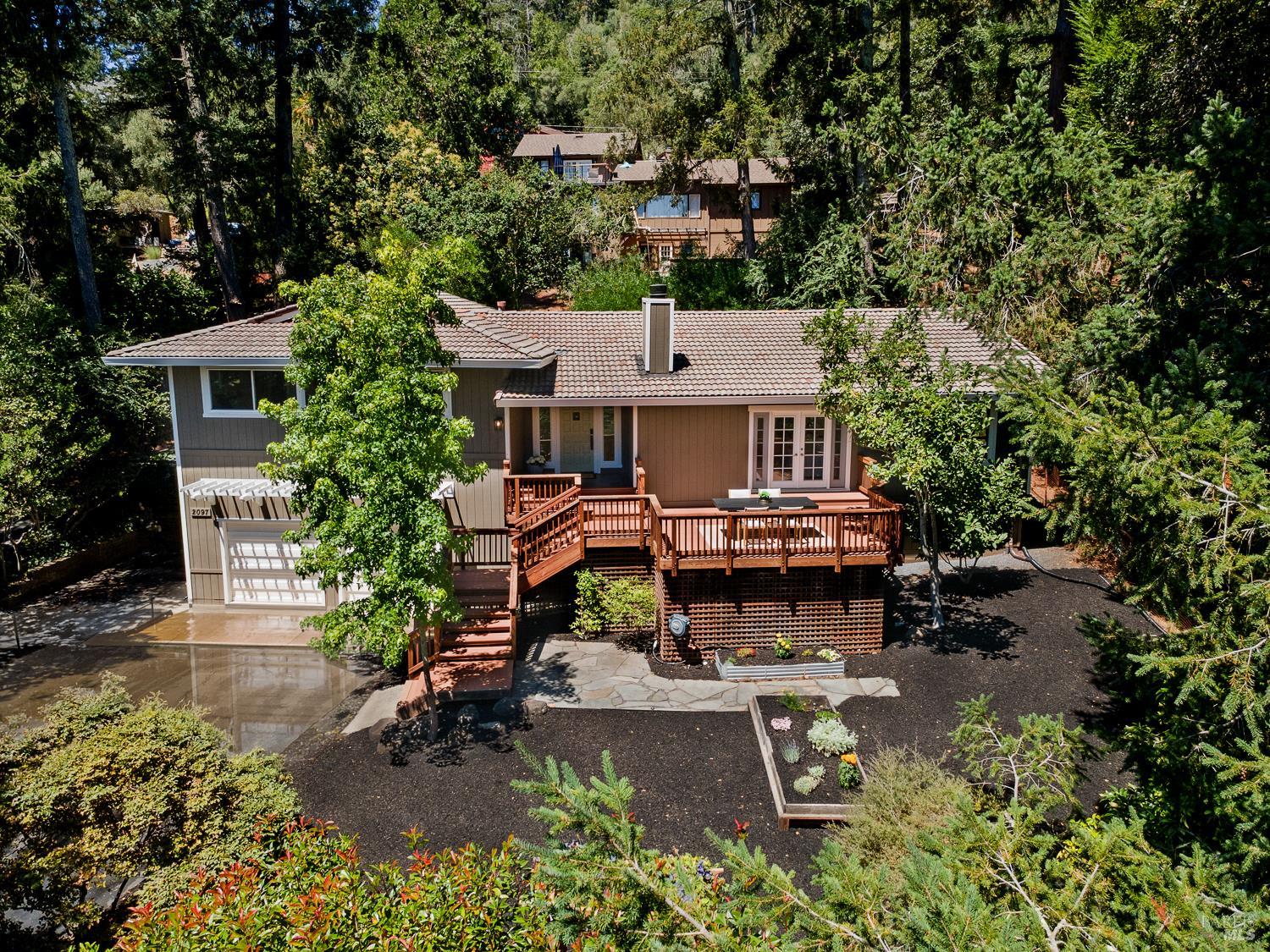 2097 Manzanita Avenue Santa Rosa CA 95404