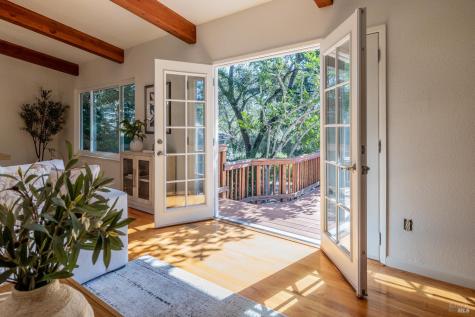 2097 Manzanita Avenue Santa Rosa CA 95404