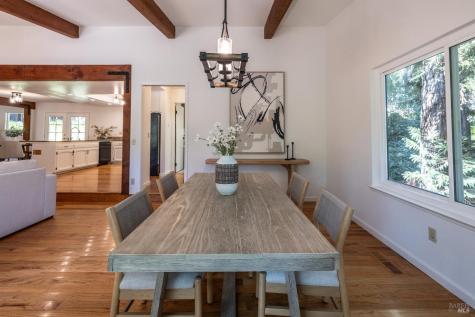 2097 Manzanita Avenue Santa Rosa CA 95404