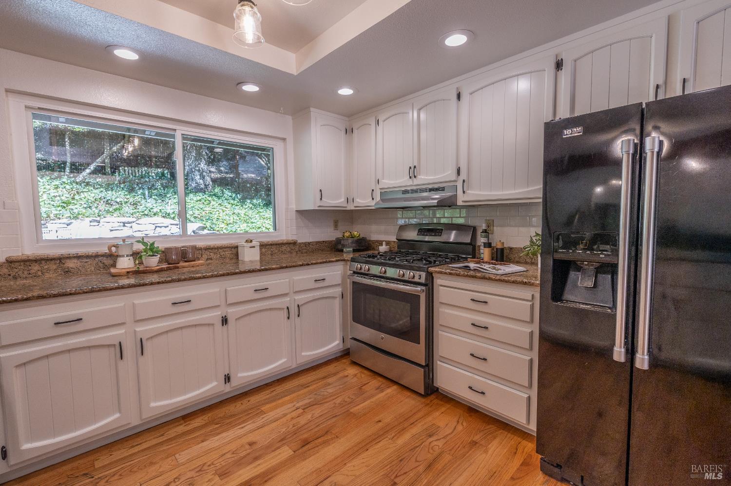 2097 Manzanita Avenue Santa Rosa CA 95404