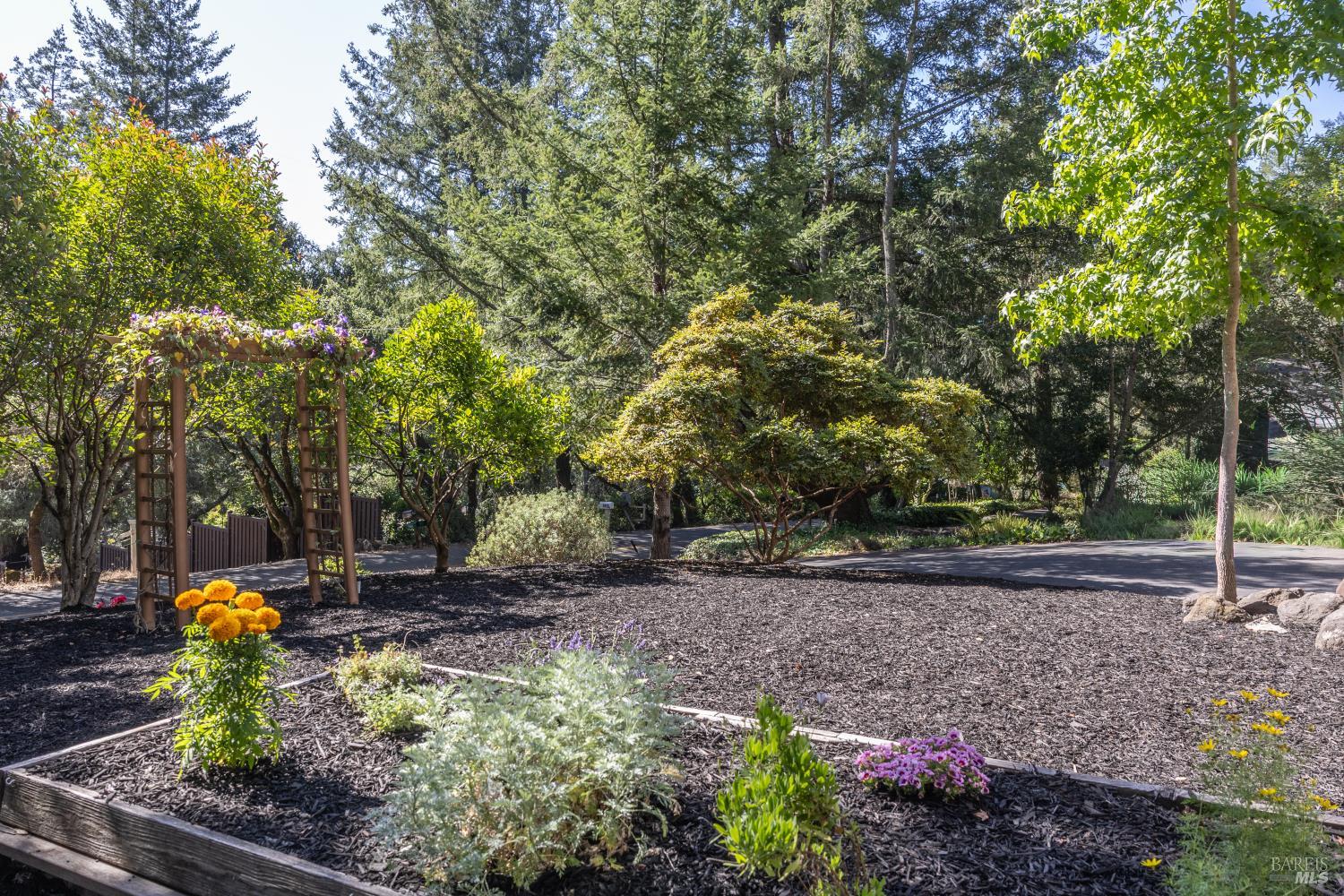2097 Manzanita Avenue Santa Rosa CA 95404