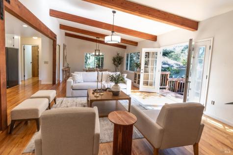2097 Manzanita Avenue Santa Rosa CA 95404