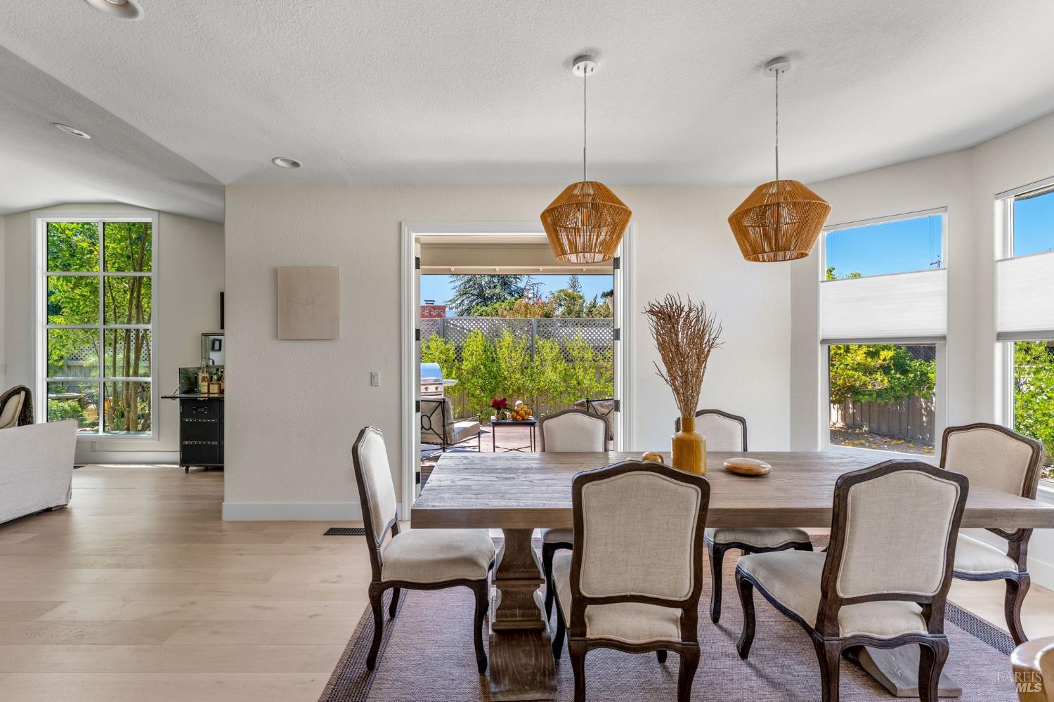 1586 Arrowhead Drive St. Helena CA 94574