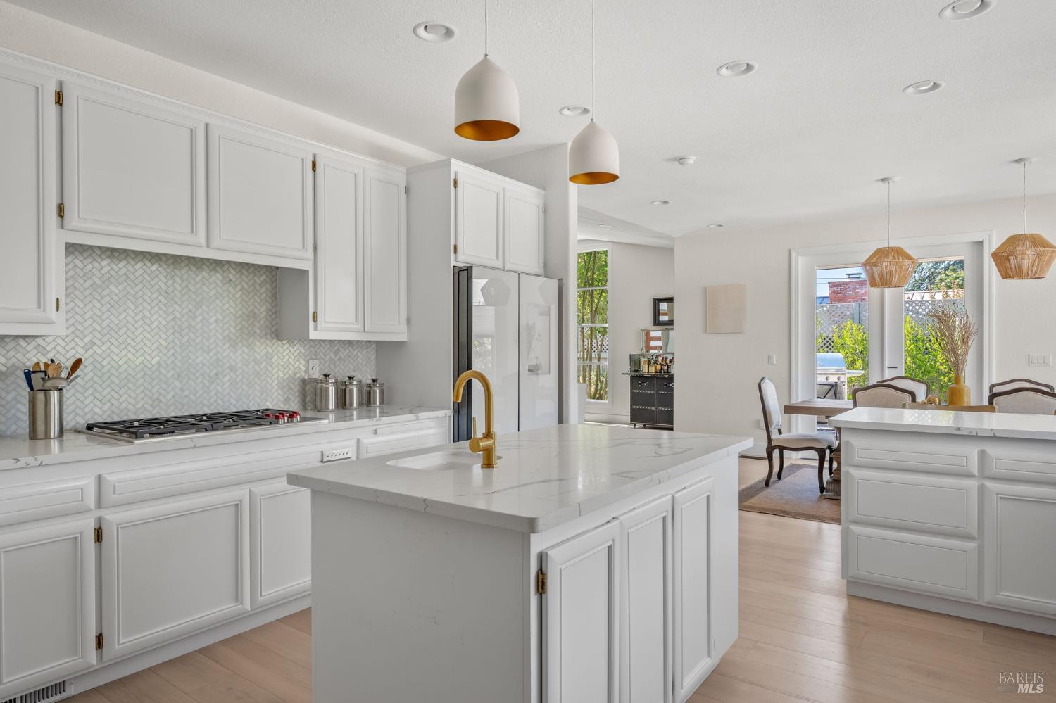 1586 Arrowhead Drive St. Helena CA 94574