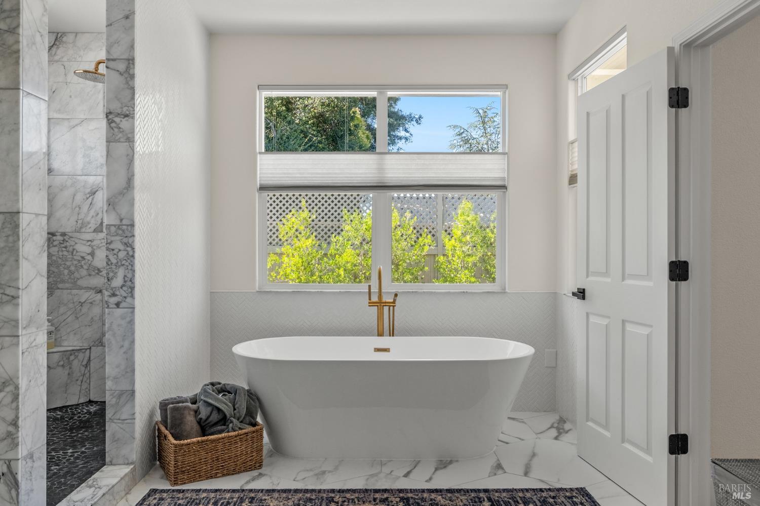 1586 Arrowhead Drive St. Helena CA 94574