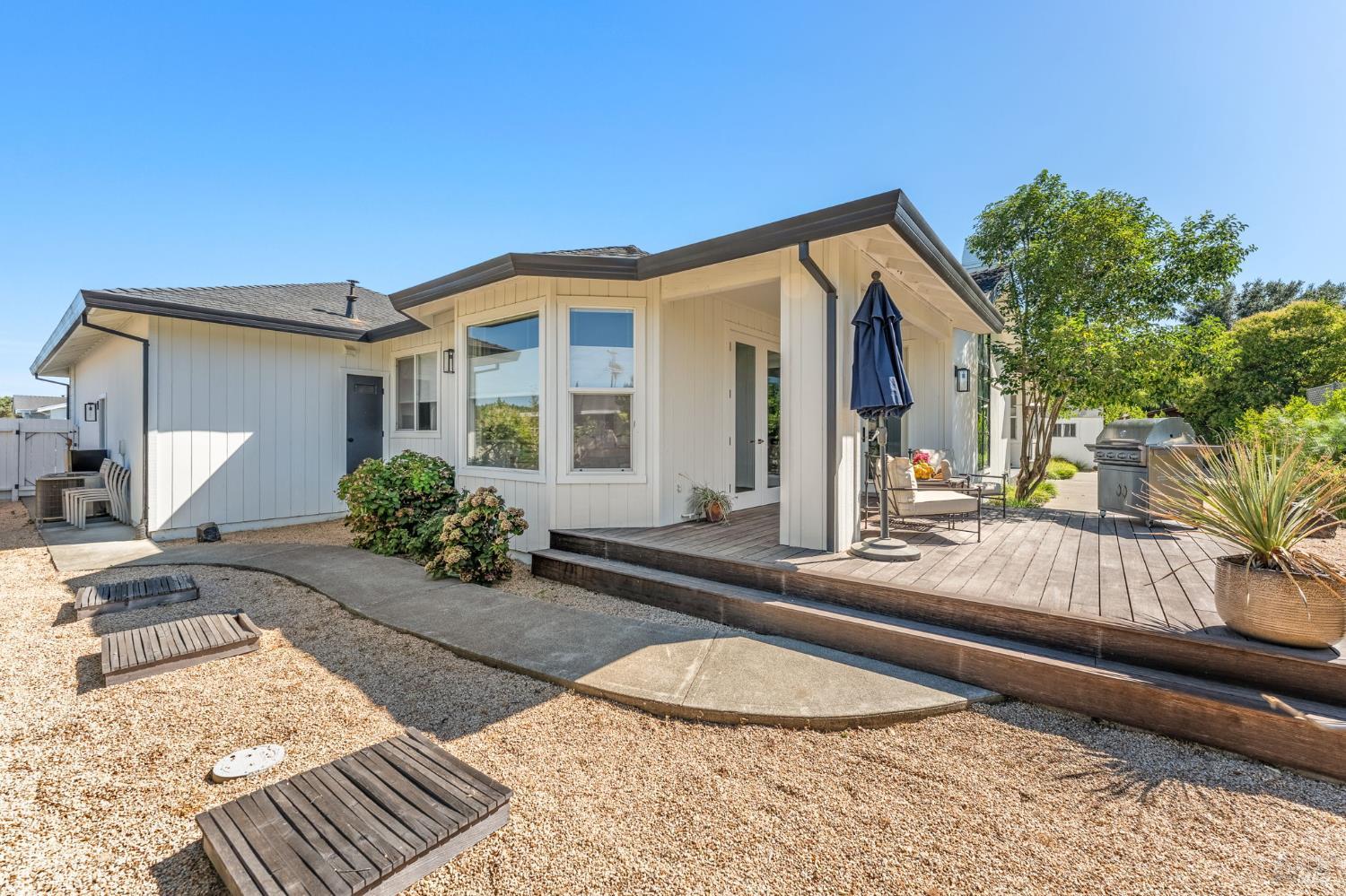 1586 Arrowhead Drive St. Helena CA 94574