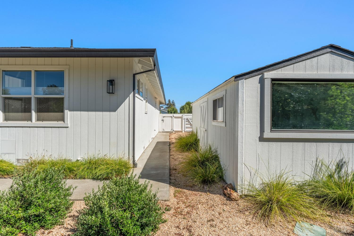 1586 Arrowhead Drive St. Helena CA 94574