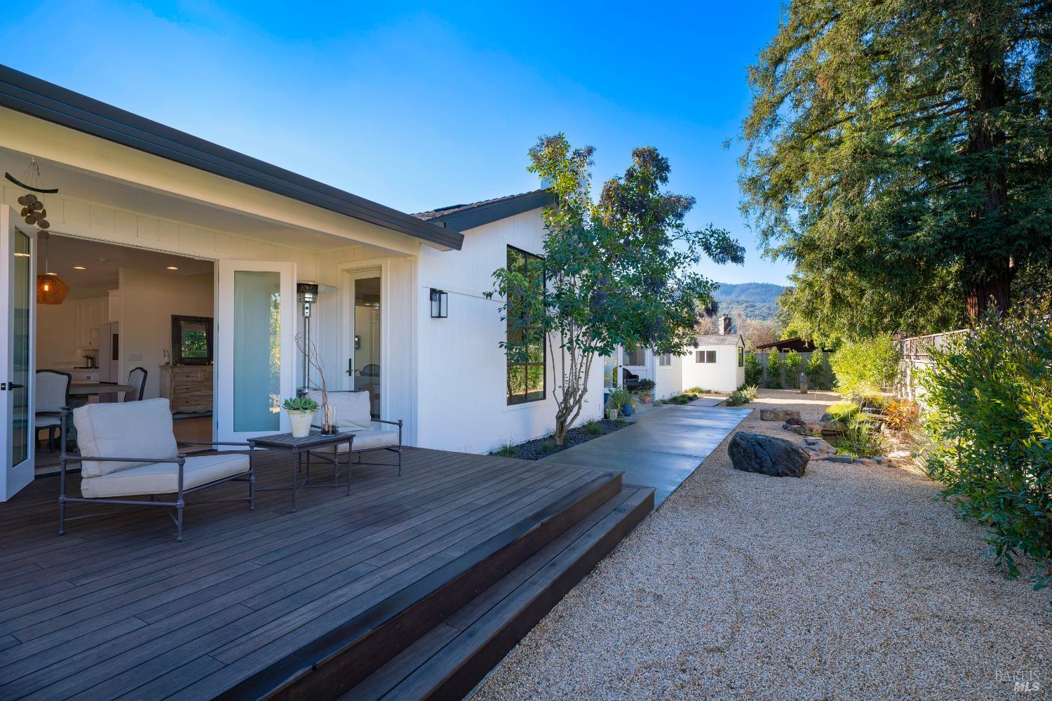 1586 Arrowhead Drive St. Helena CA 94574