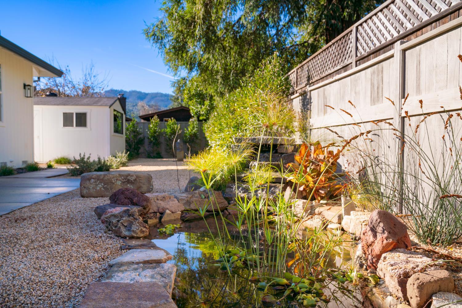 1586 Arrowhead Drive St. Helena CA 94574