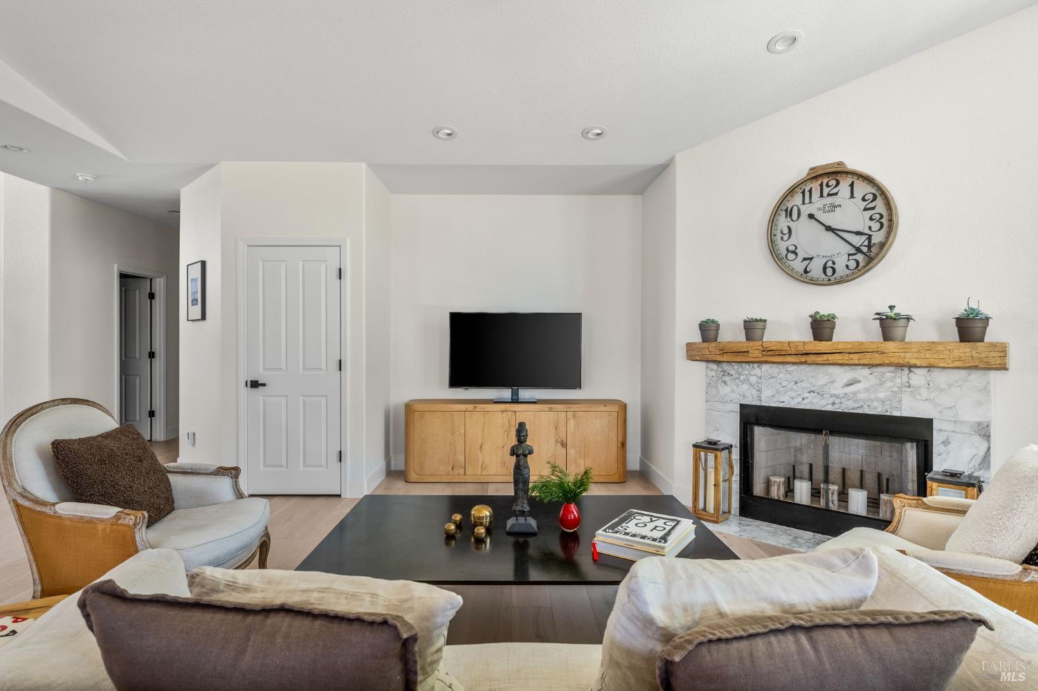 1586 Arrowhead Drive St. Helena CA 94574