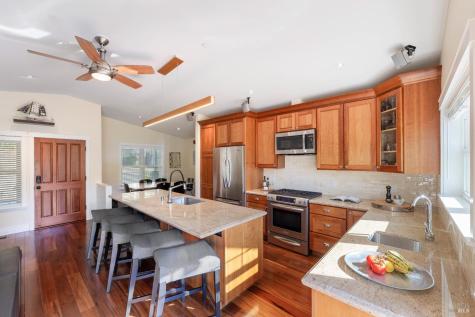 4920 Warm Springs Road Glen Ellen CA 95442