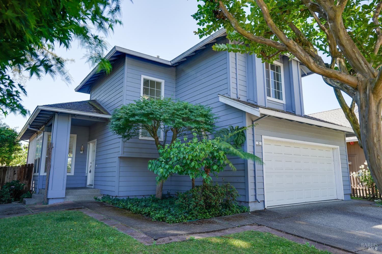 5 Ceriani Court Napa CA 94558