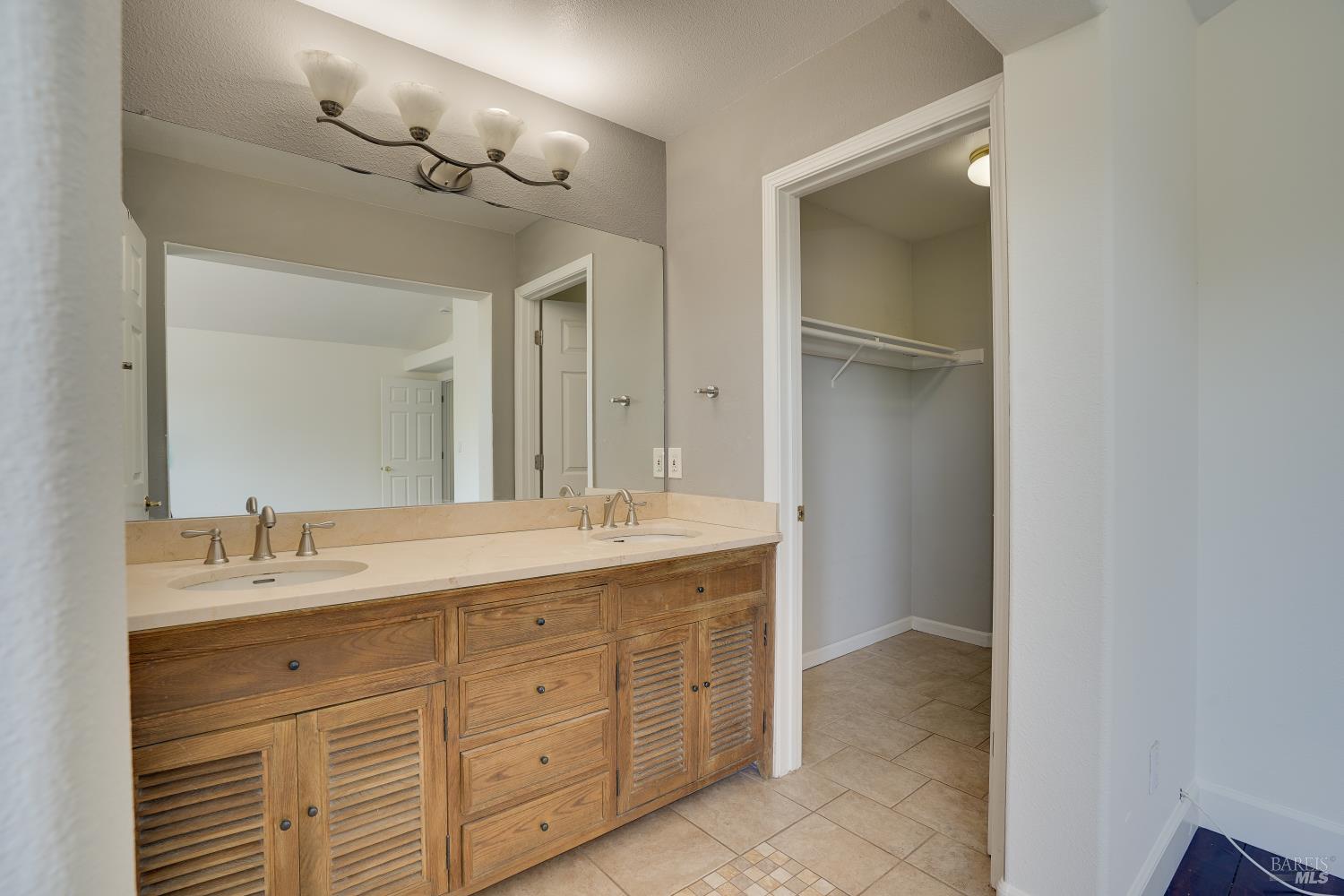 5 Ceriani Court Napa CA 94558