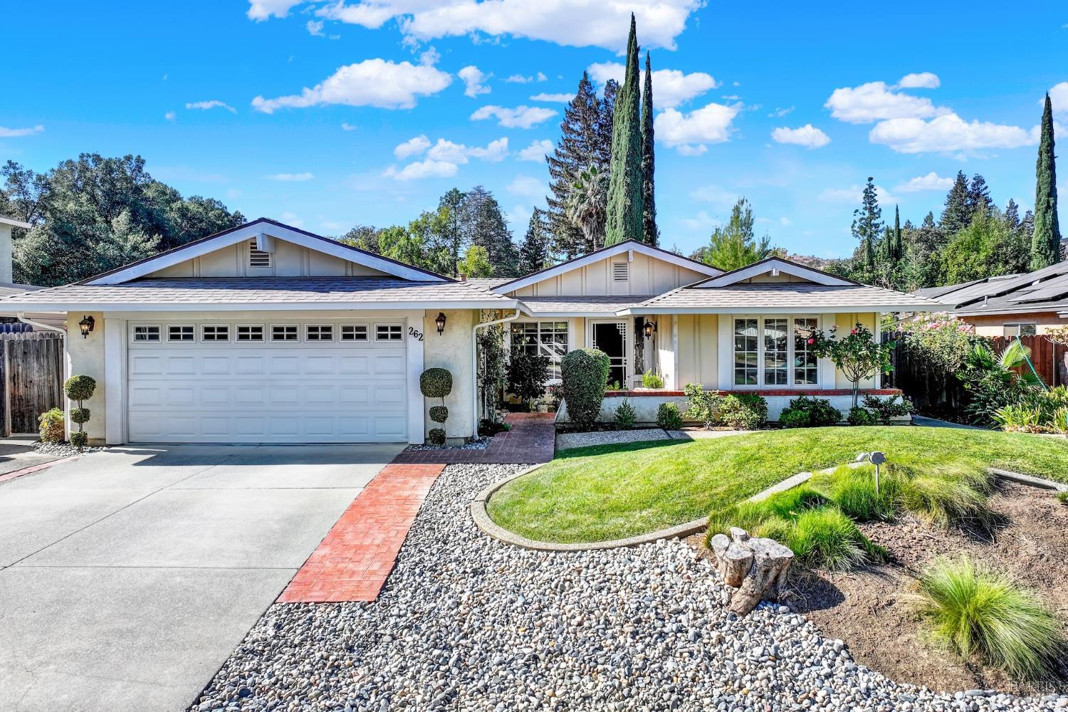 262 N Alamo Drive Vacaville CA 95688