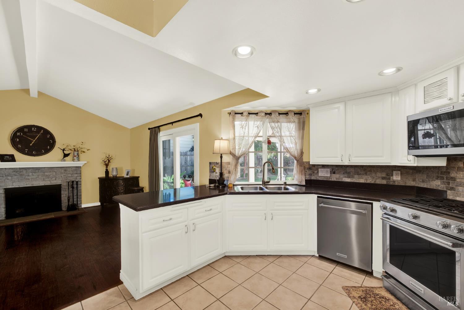 262 N Alamo Drive Vacaville CA 95688