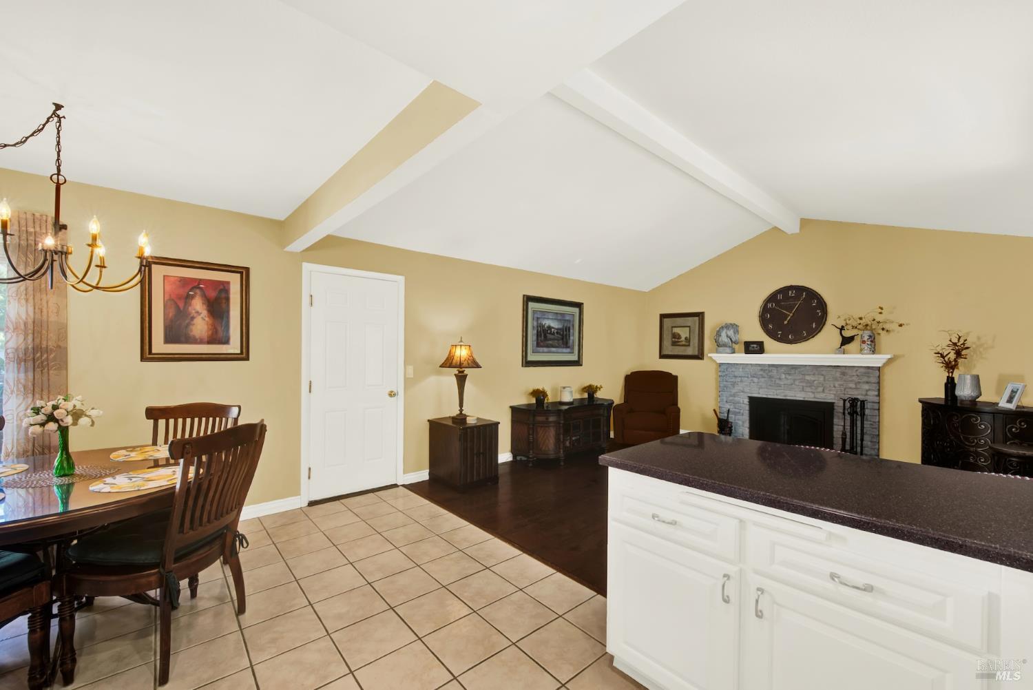 262 N Alamo Drive Vacaville CA 95688