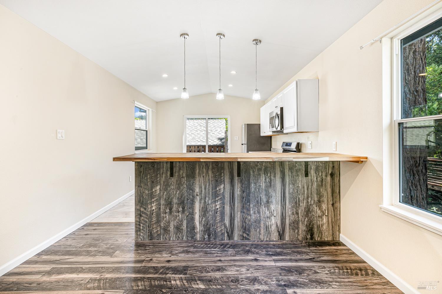 16440-16442 5th Street Guerneville CA 95446