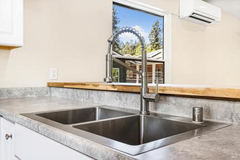 16440-16442 5th Street Guerneville CA 95446
