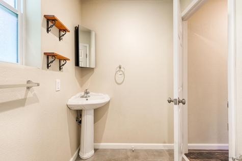16440-16442 5th Street Guerneville CA 95446
