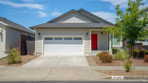 3745 Espresso Court Santa Rosa CA 95403