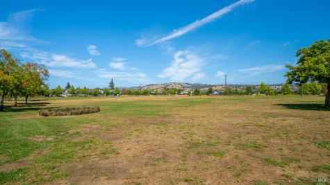 3745 Espresso Court Santa Rosa CA 95403