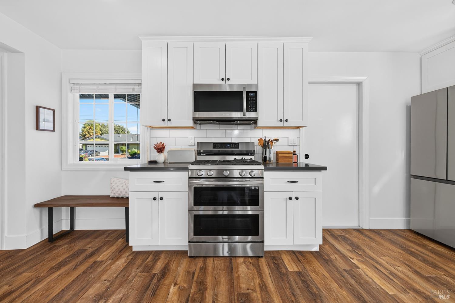 1525 Weaverly Drive Petaluma CA 94954