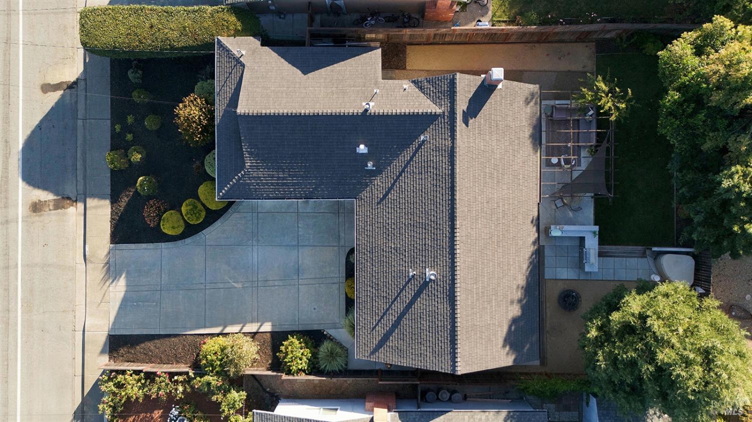 1525 Weaverly Drive Petaluma CA 94954