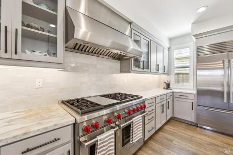 2453 Francisco Avenue Santa Rosa CA 95403