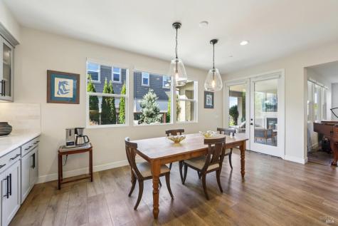 2453 Francisco Avenue Santa Rosa CA 95403