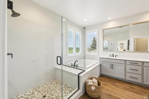 2453 Francisco Avenue Santa Rosa CA 95403