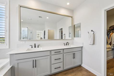 2453 Francisco Avenue Santa Rosa CA 95403