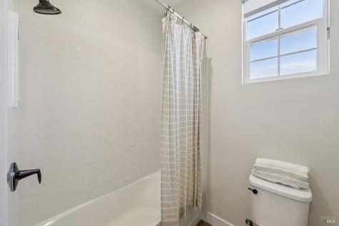 2453 Francisco Avenue Santa Rosa CA 95403